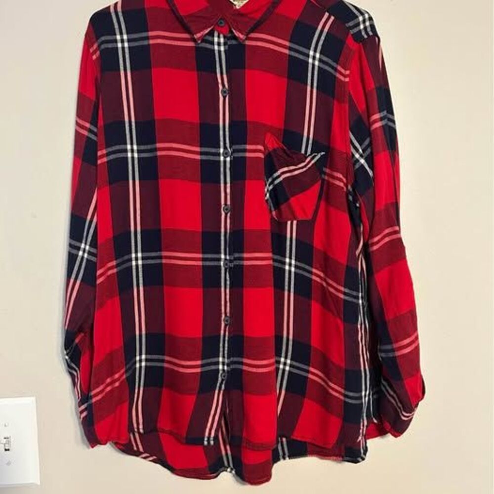Woolrich Women's XXL Red Navy Plaid Button Down Shirt Long Sleeve Rayon Flannel